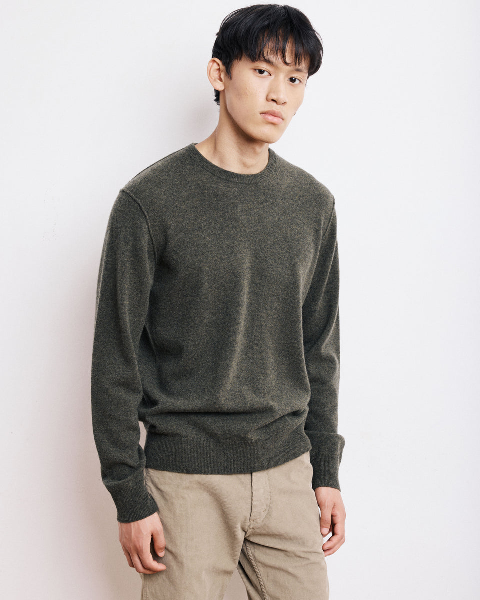Jersey de cuello redondo para hombre en Lana & Cachemira Verde militar - Image principale
