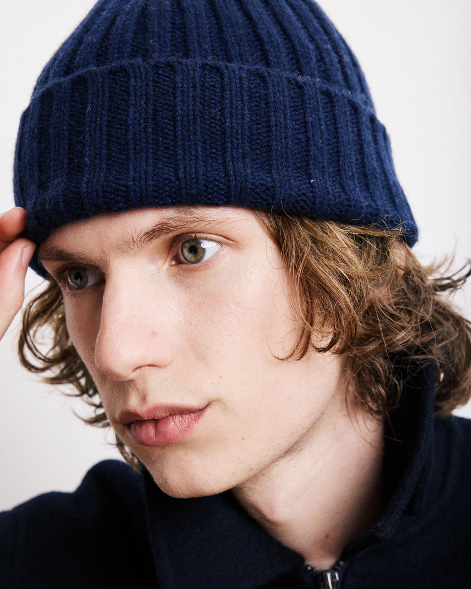 Men's Navy Blue Wool & Cashmere Beanie - Image alternative