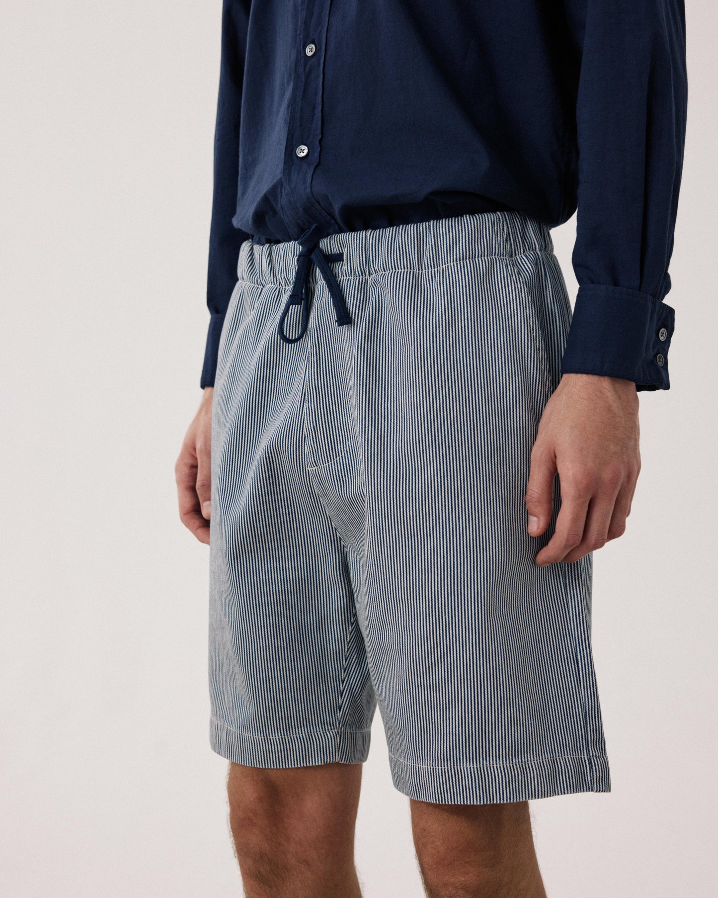 Short Homme en Coton Rayé Bleu Indigo Joggy BF58118-01