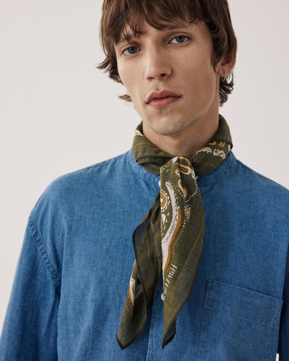 Echarpe Homme carrée Vert Militaire Bandana Paisley - Image principale