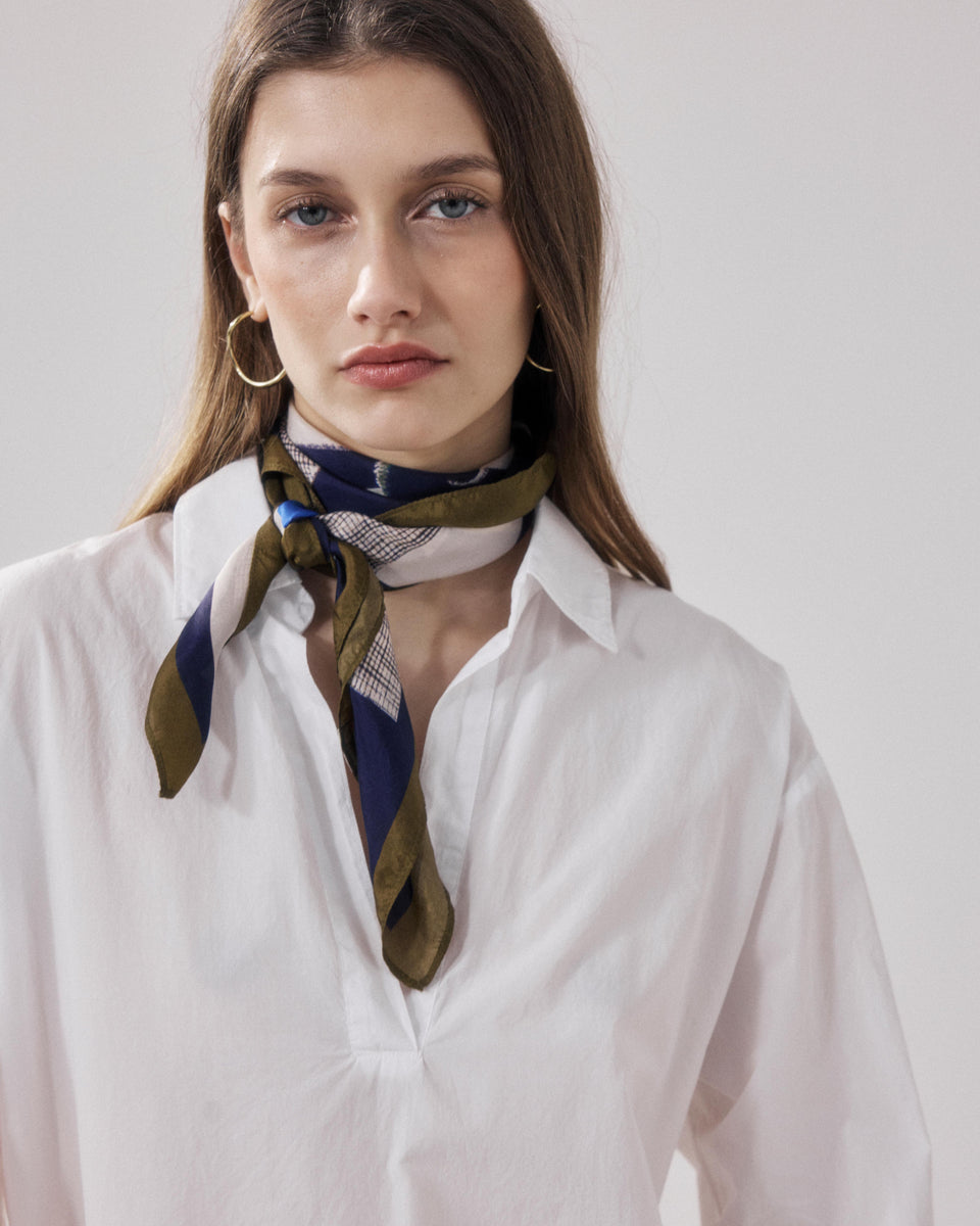 Bandana Femme en Soie Bleu Marine Japan - Image principale