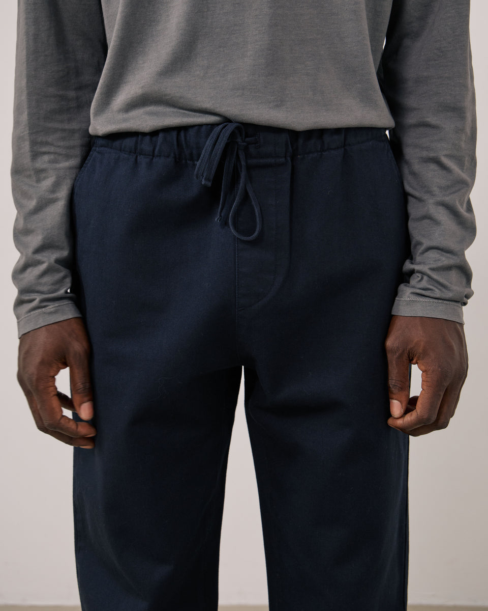 Pantalon Homme en Chino Bleu Marine Joggy - Image 3
