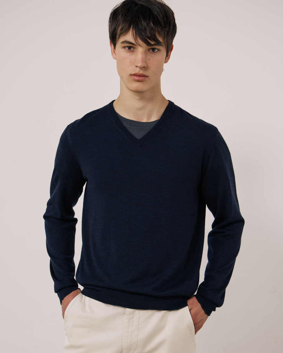 Jersey de lana extrafina azul marino para hombre Merino Vee - Image principale