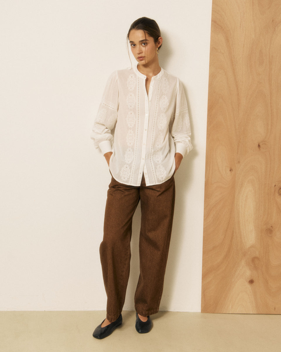 Chemise Femme en Voile de Coton & Broderies Ecru Charly - Image 2