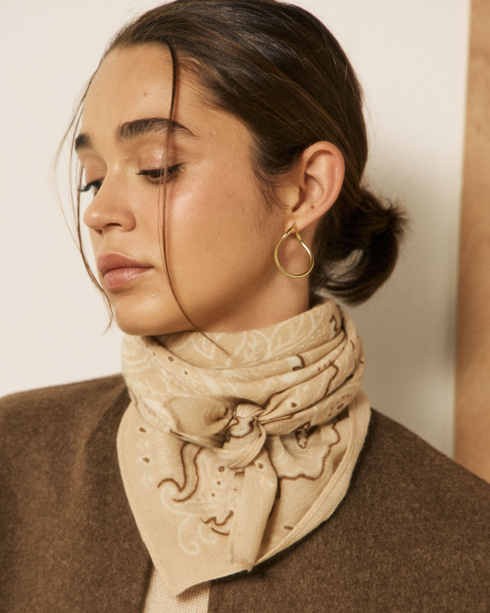 Bandana Women's Beige Paisley Print Wool Scarf - Image 2