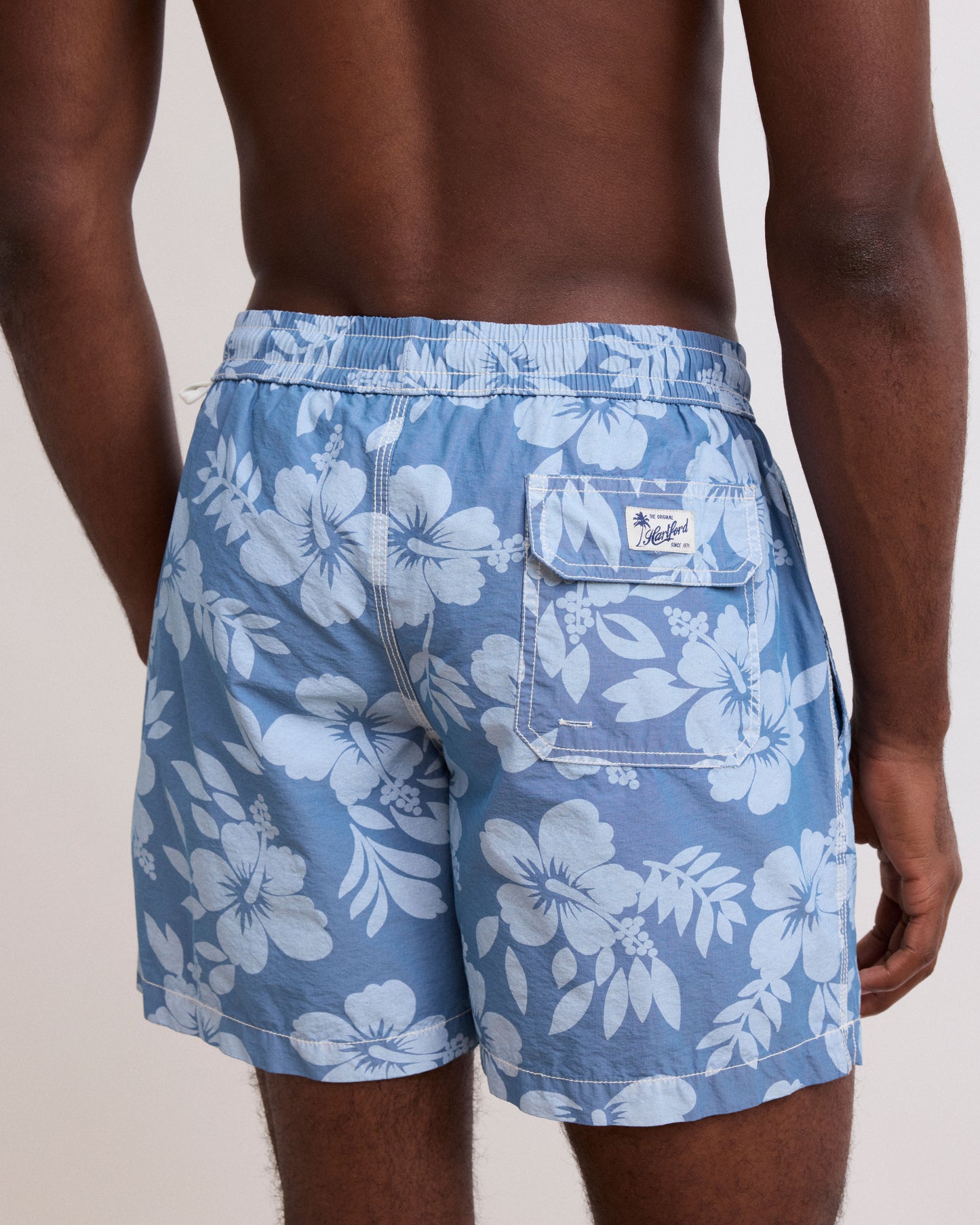 Costume da bagno da uomo con stampa Hibiscus Blu Denim Swim