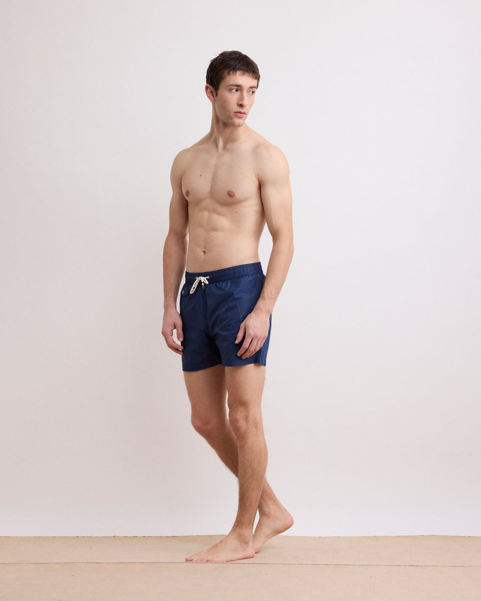 Traje de baño ultraligero azul marino para hombre - Image alternative