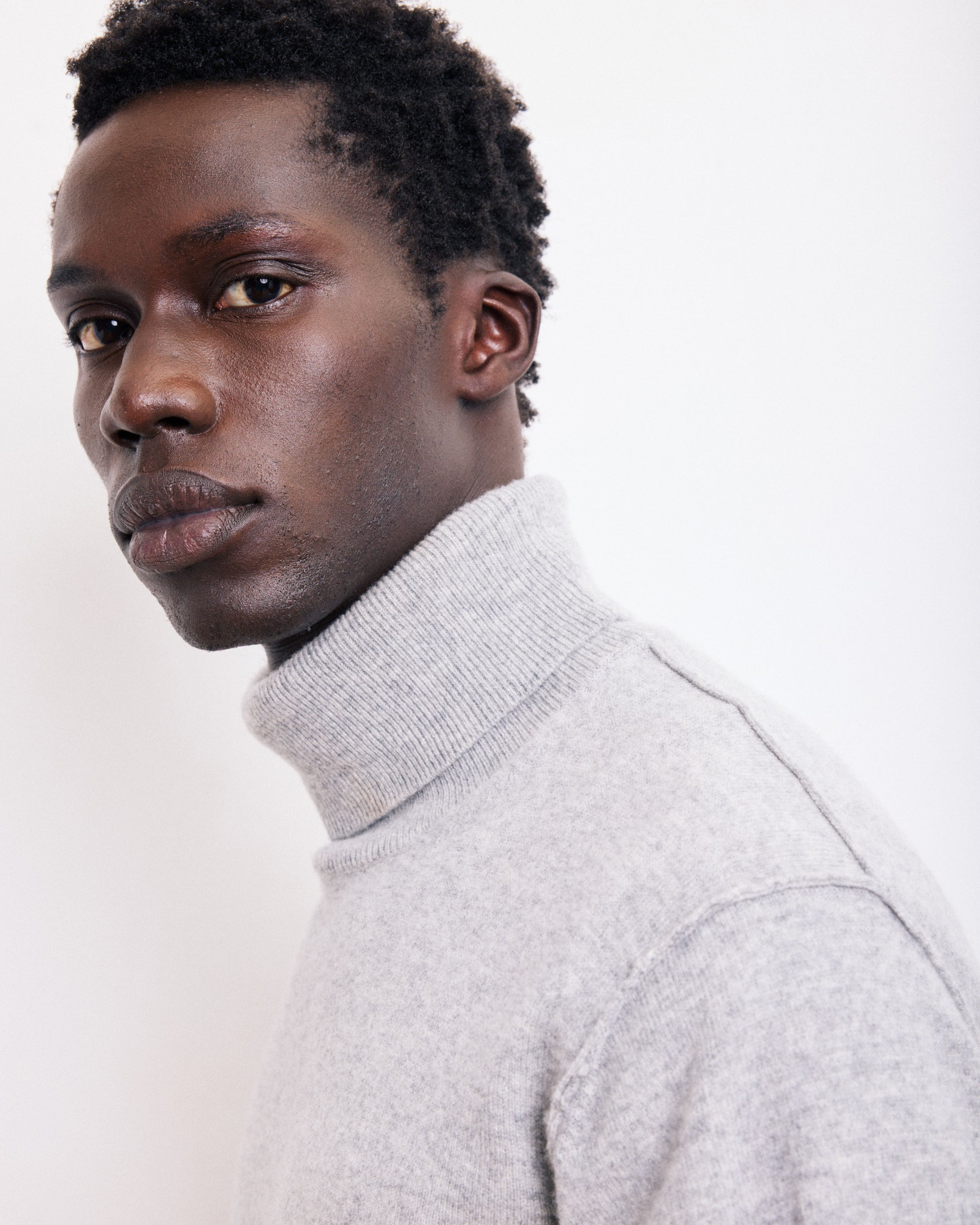 Pull Col Roulé Homme en Laine & Cachemire Gris chiné