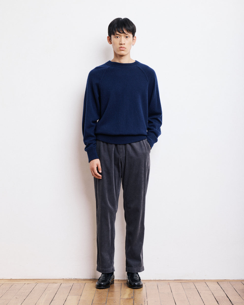Pull Col Rond Homme en Laine & Cachemire Bleu Marine - Image alternative