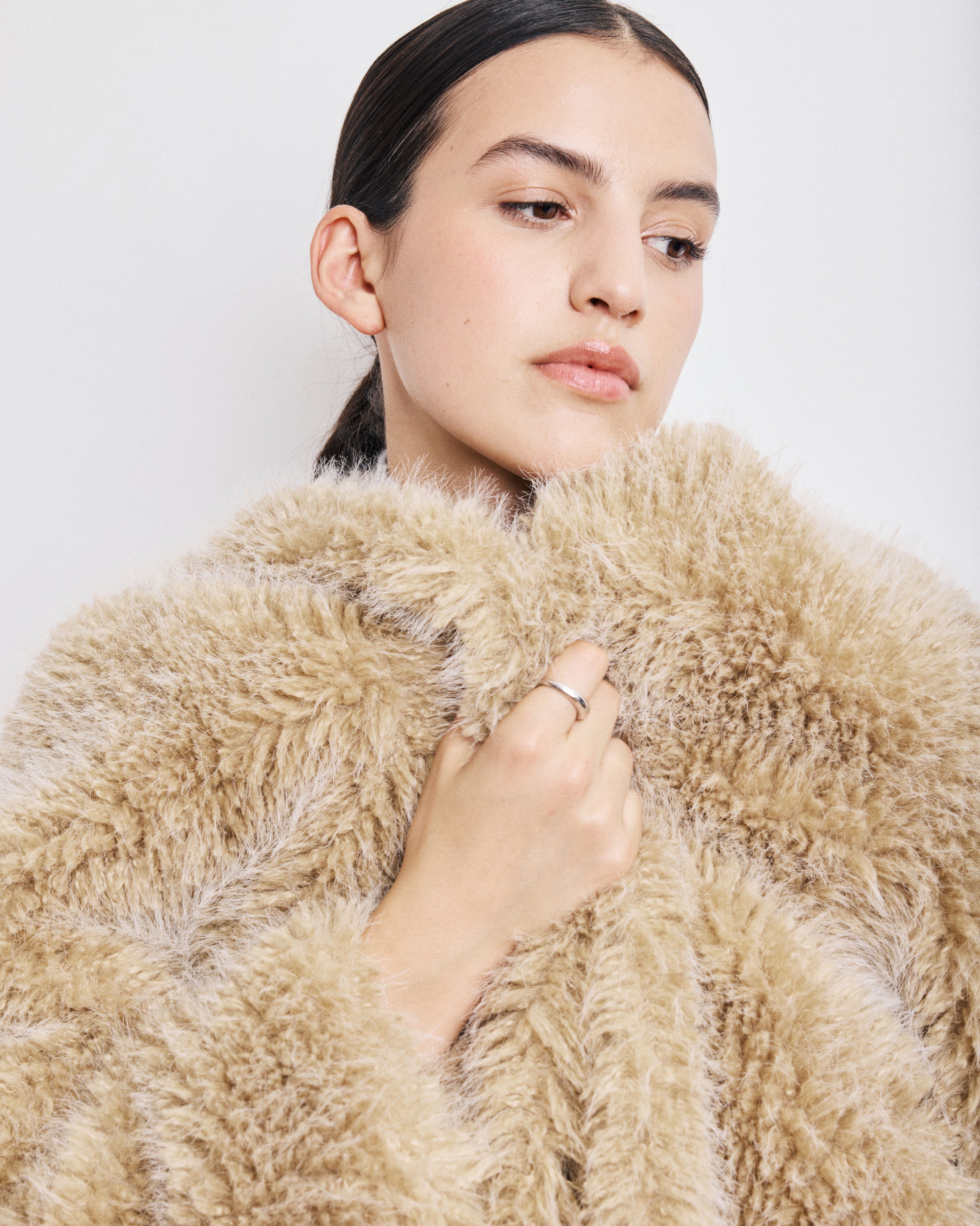 Cappotto da donna in Pelliccia Sintetica A Pelo Lungo beige Vivette