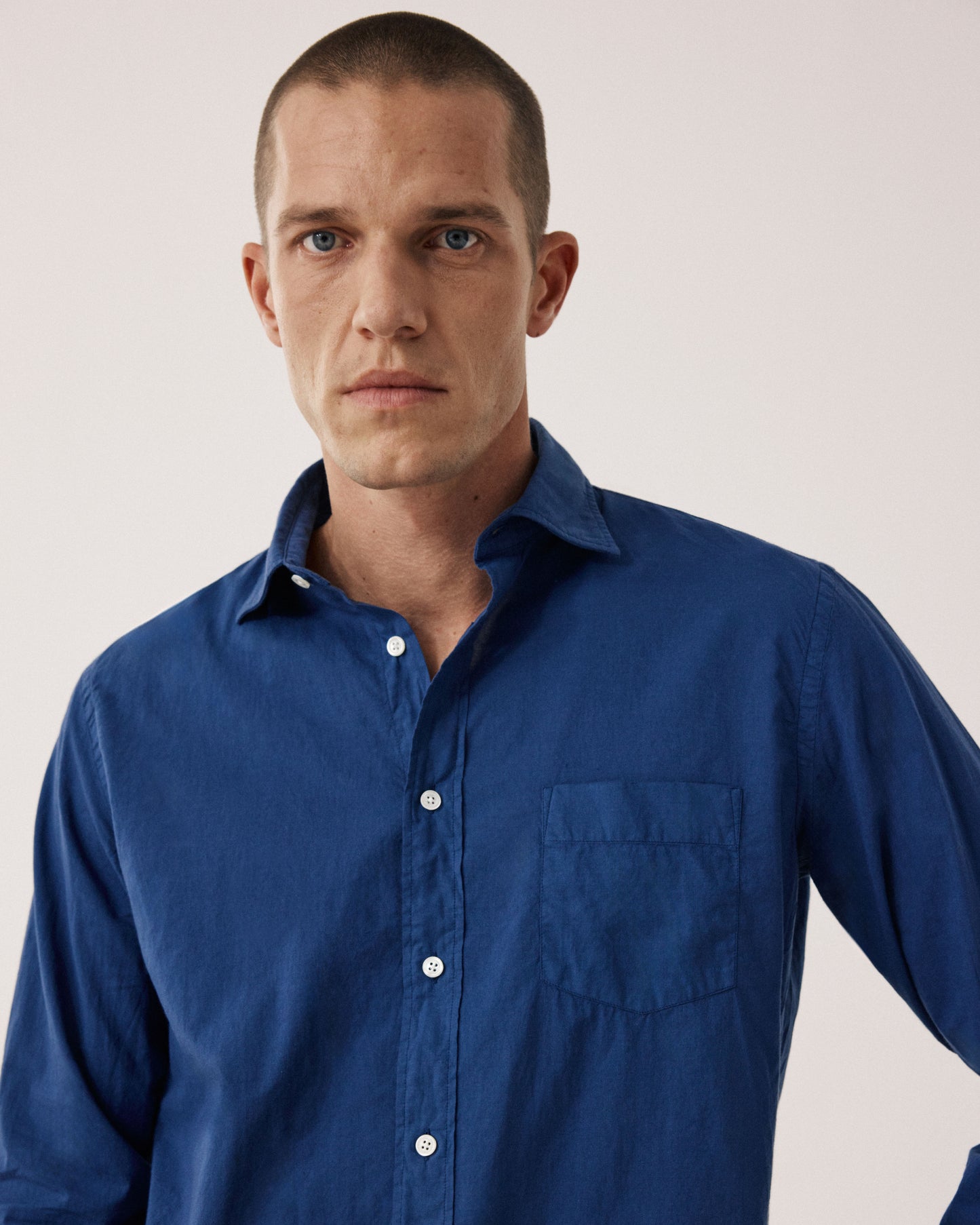 Chemise Homme en Voile de Coton Bleu Indigo Paul