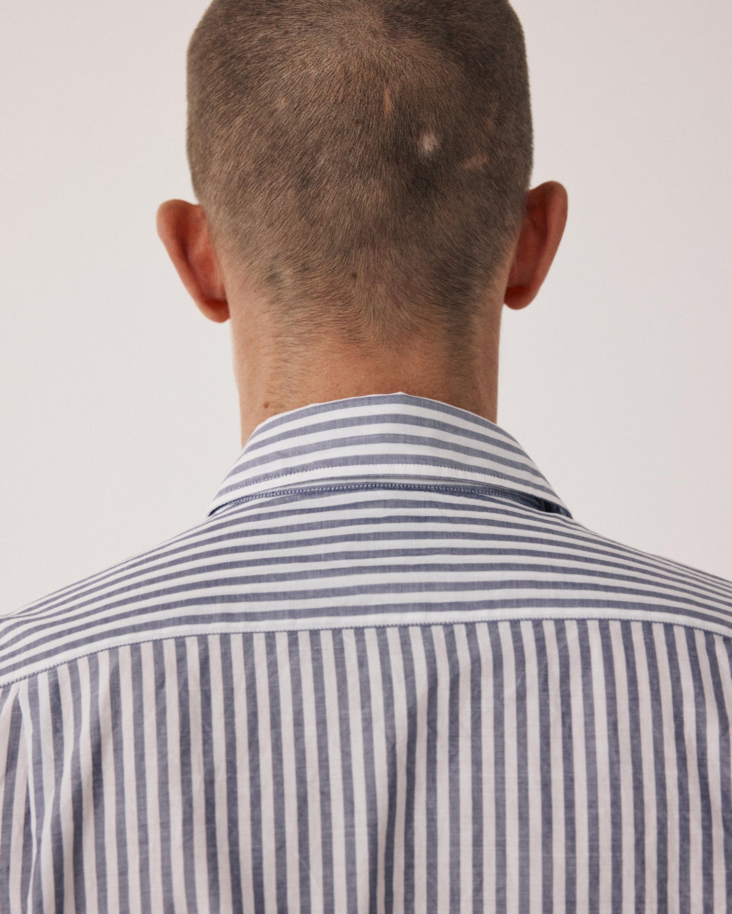 Chemise Homme en Fil-à-fil Rayé Marine & Blanc Paul
