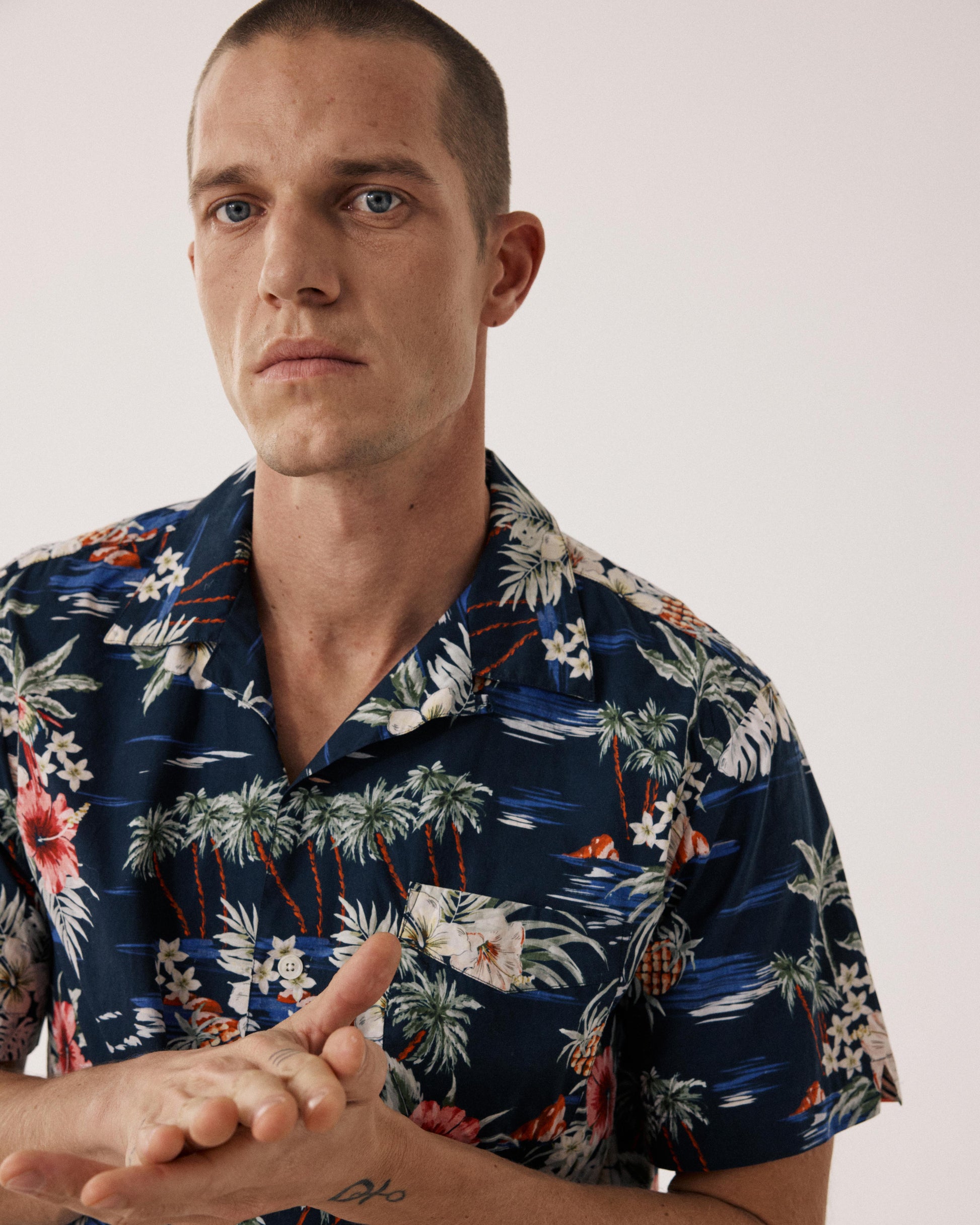 Camicia da uomo in cotone con stampa tropicale blu Palmito BF14032-01