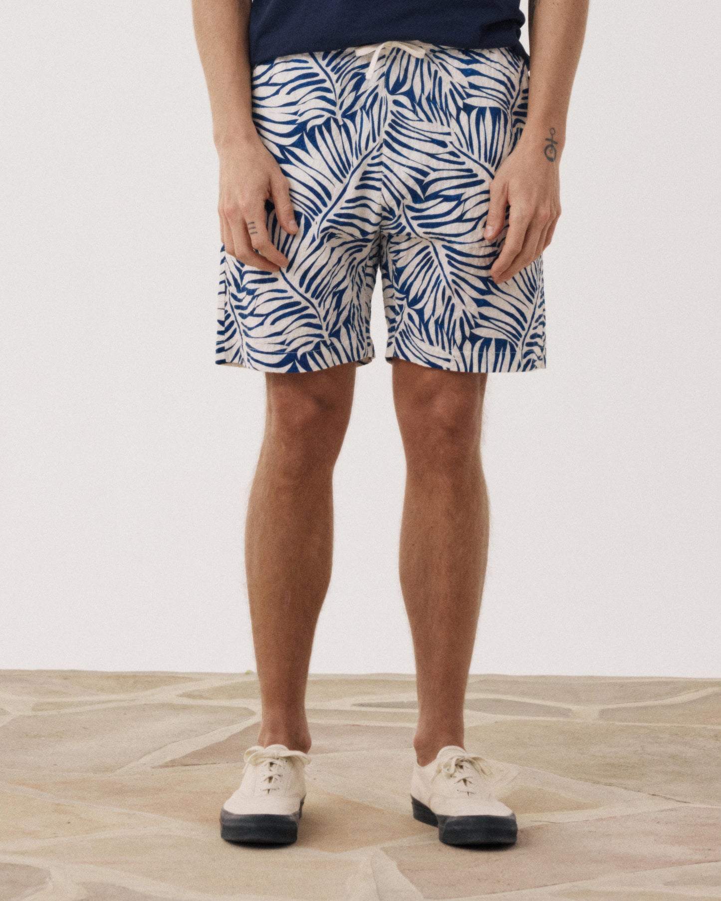 Short Homme en Coton Imprimé Tropical Bleu Joggy BF58108-01