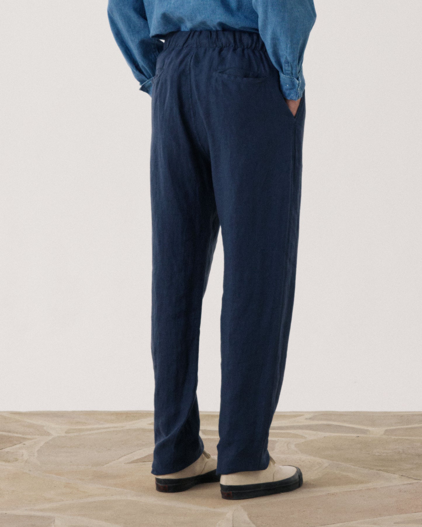 Pantalon Homme en Lin Bleu Marine Joggy