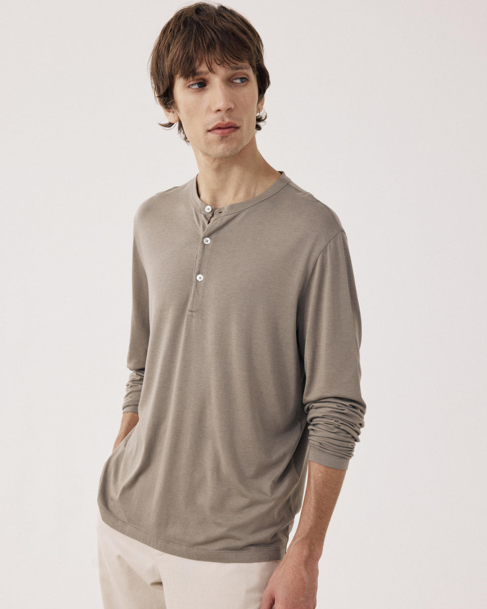 T-shirt Homme en Jersey de Lyocell & Coton Taupe Henley - Image principale