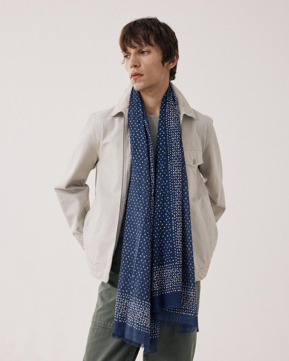 Echarpe Homme en Coton Bleu Indigo Dots - Image principale