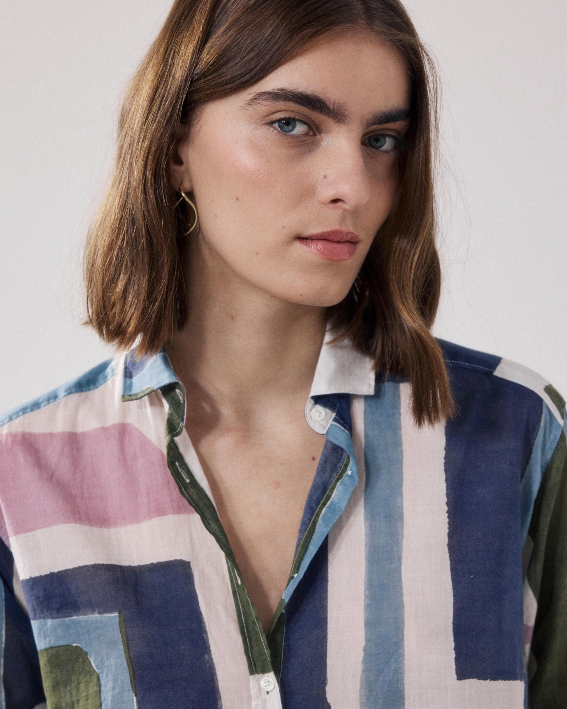 Chemise Femme en Coton Imprimé Blanc & Bleu & Beige Charlot