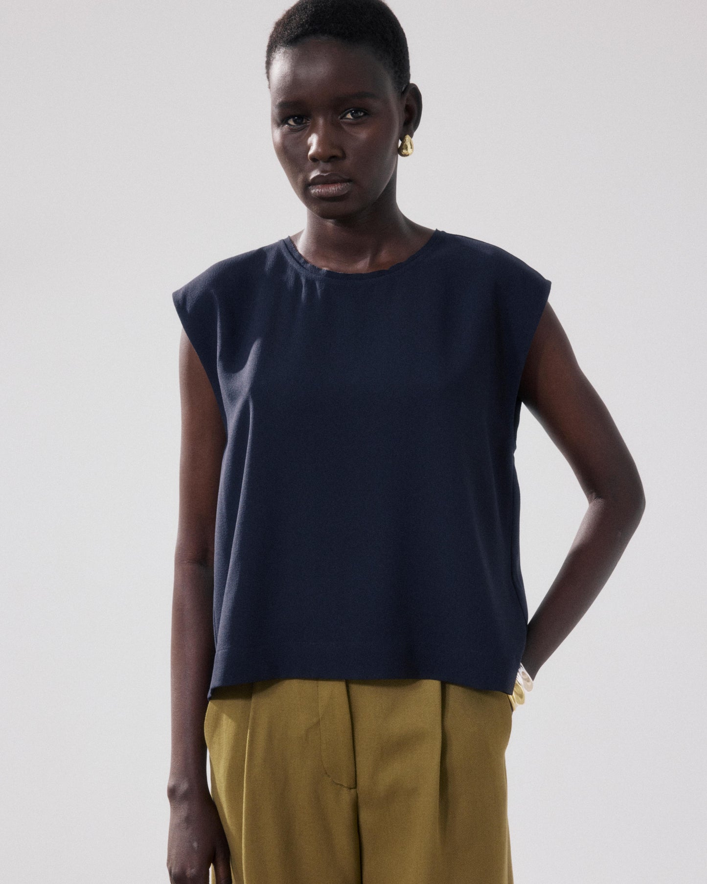 Top Femme en Crepe Bleu Nuit Howi