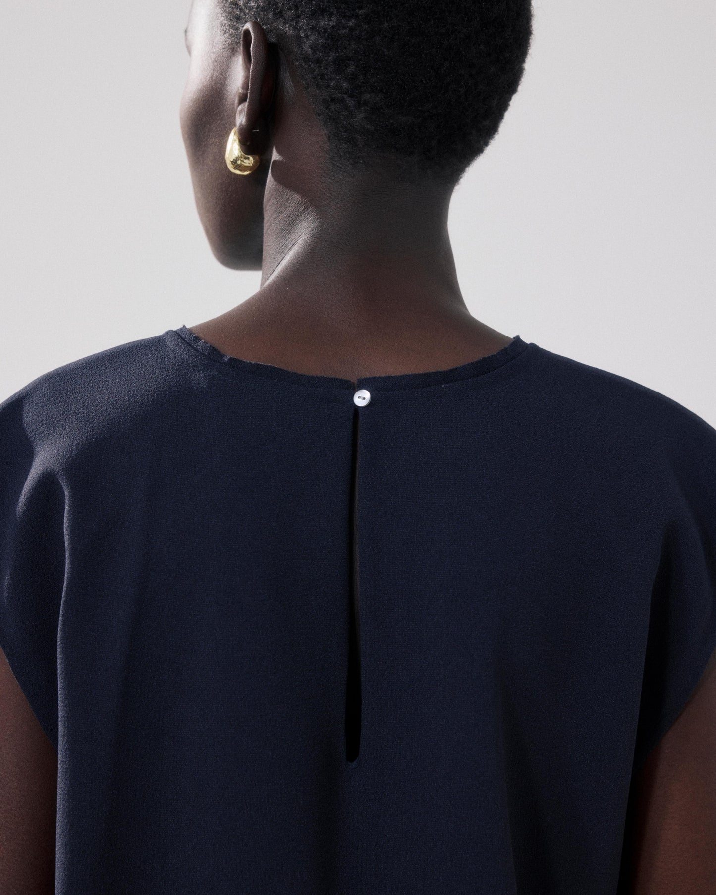 Top Femme en Crepe Bleu Nuit Howi