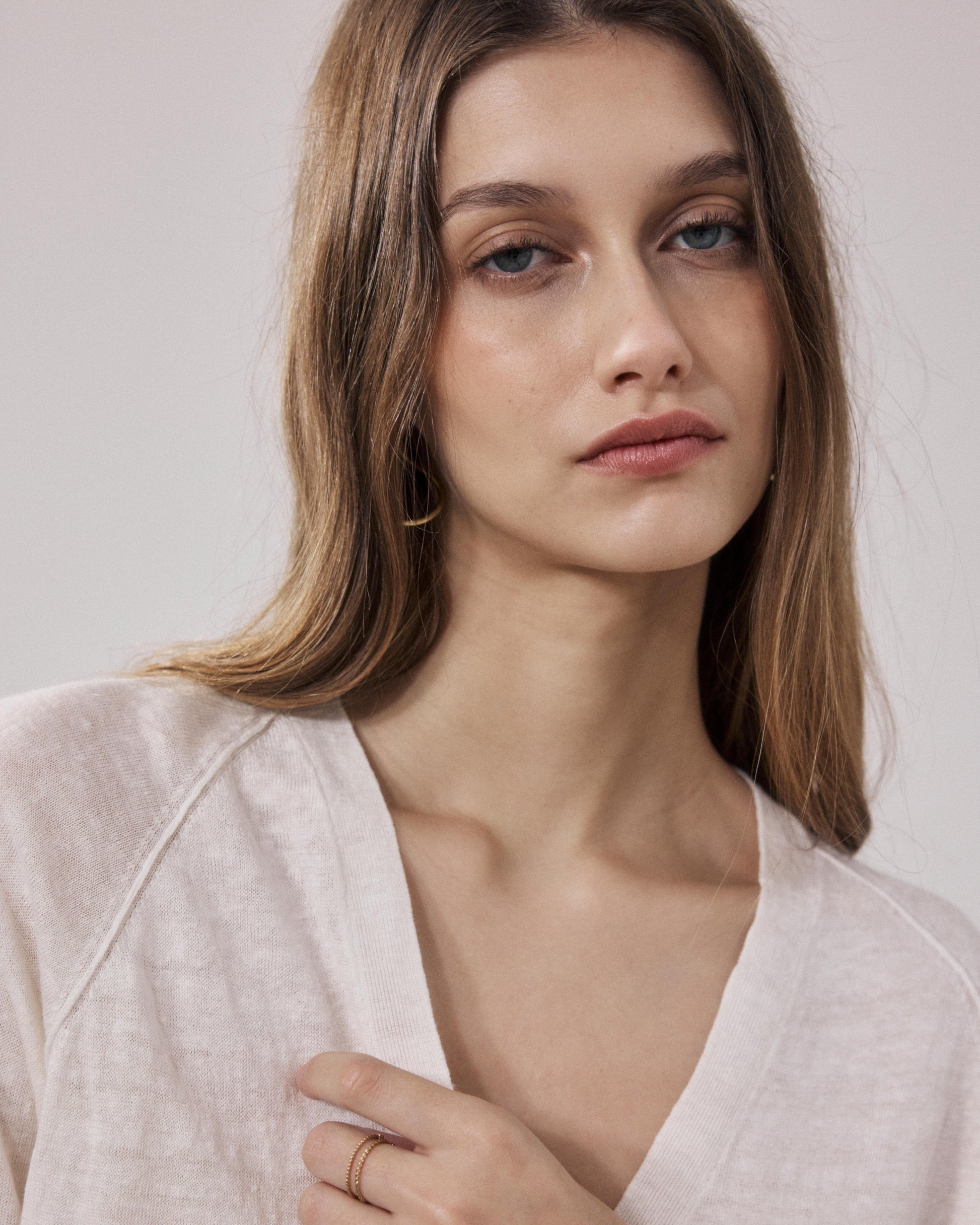 Cardigan Femme en Lin Ecru Moriba