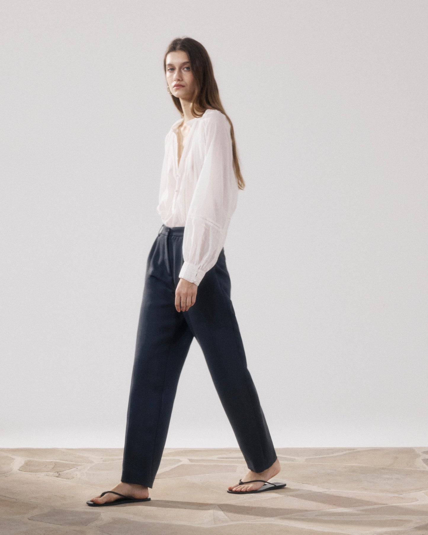 Pantalon Femme en Lyocell Bleu Marine Paula