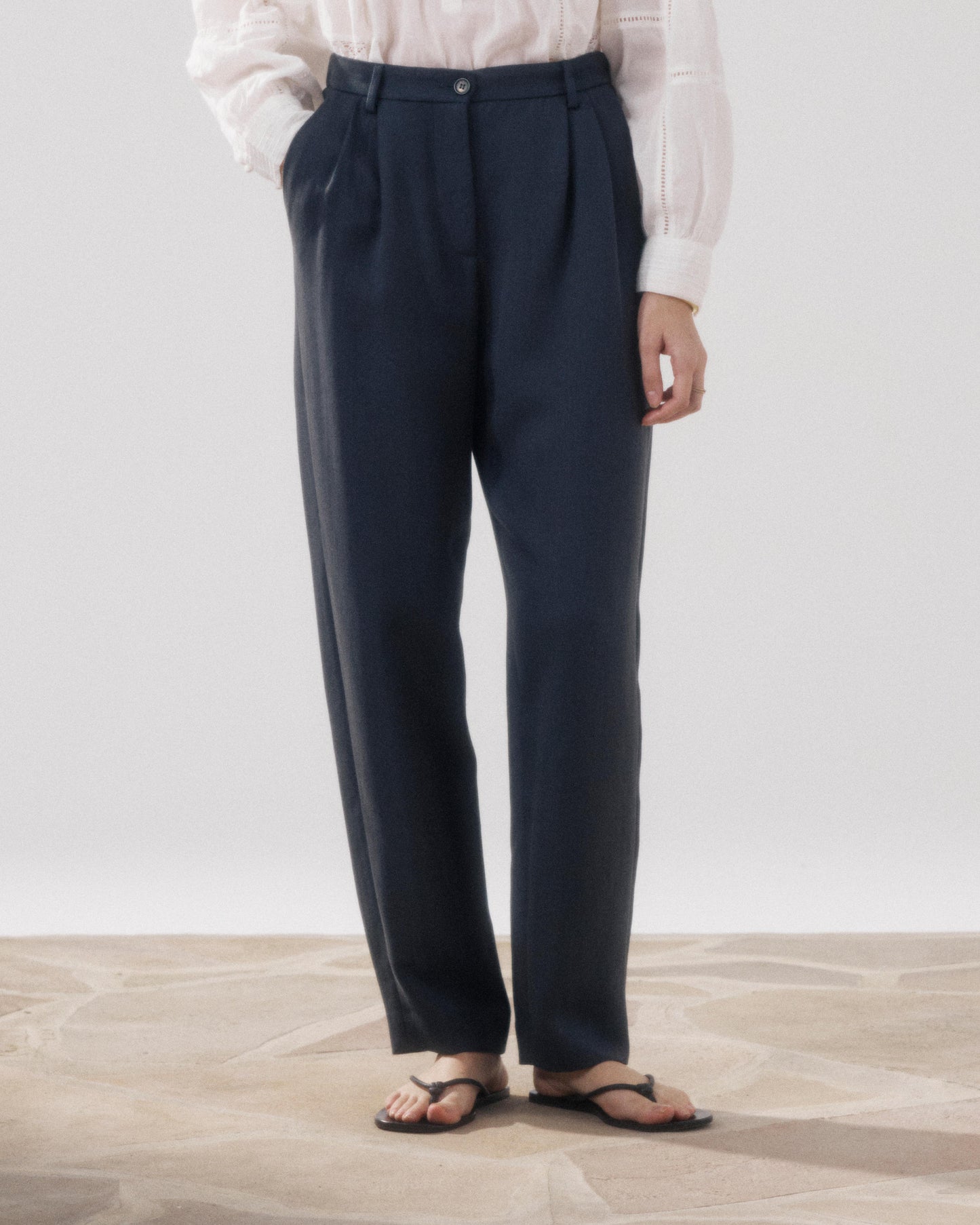 Pantalon Femme en Lyocell Bleu Marine Paula