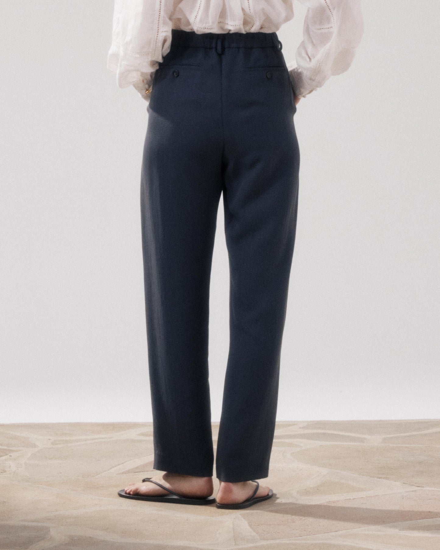 Pantalon Femme en Lyocell Bleu Marine Paula