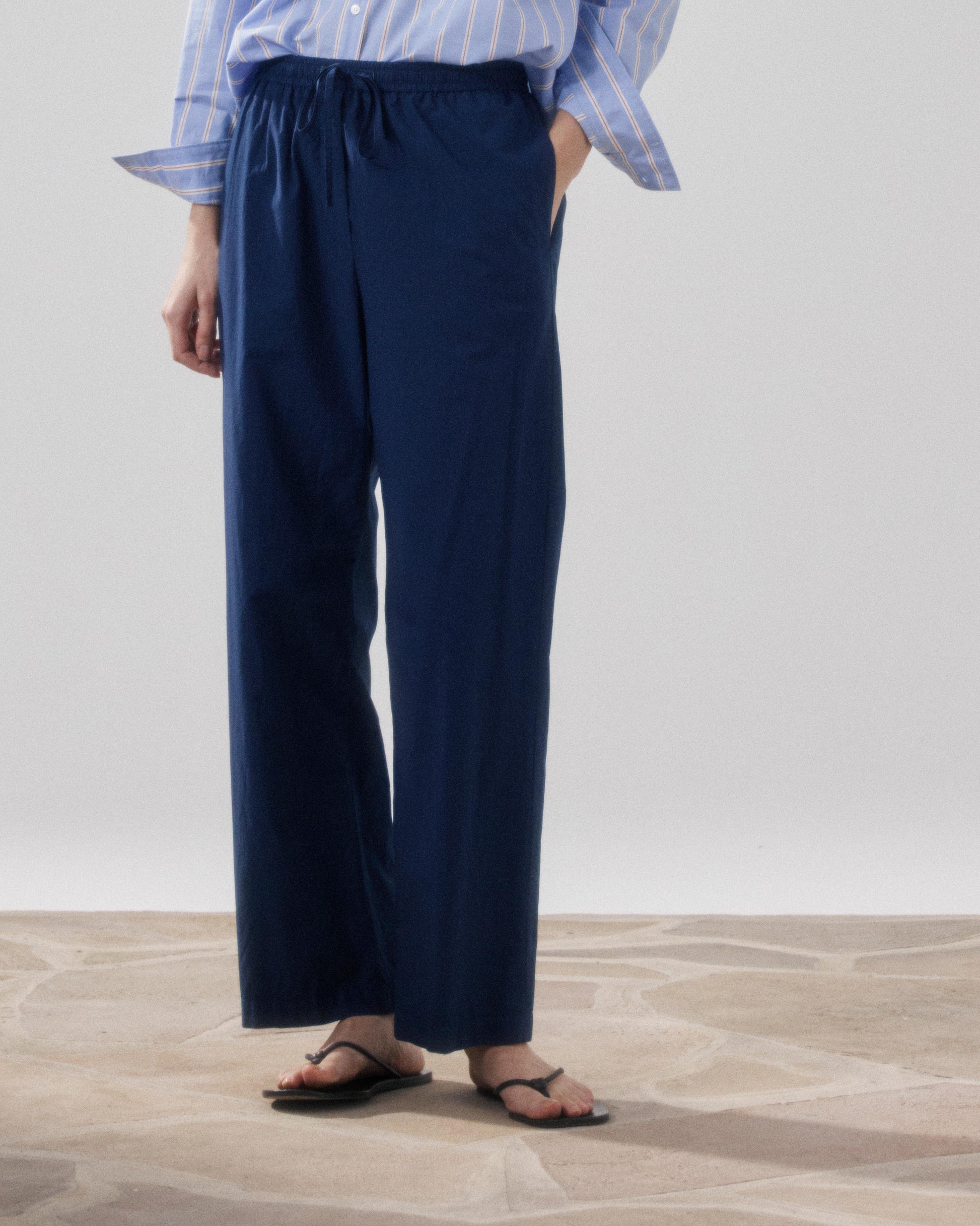 Pantalon Femme en Popeline Bleu Nuit Peyo