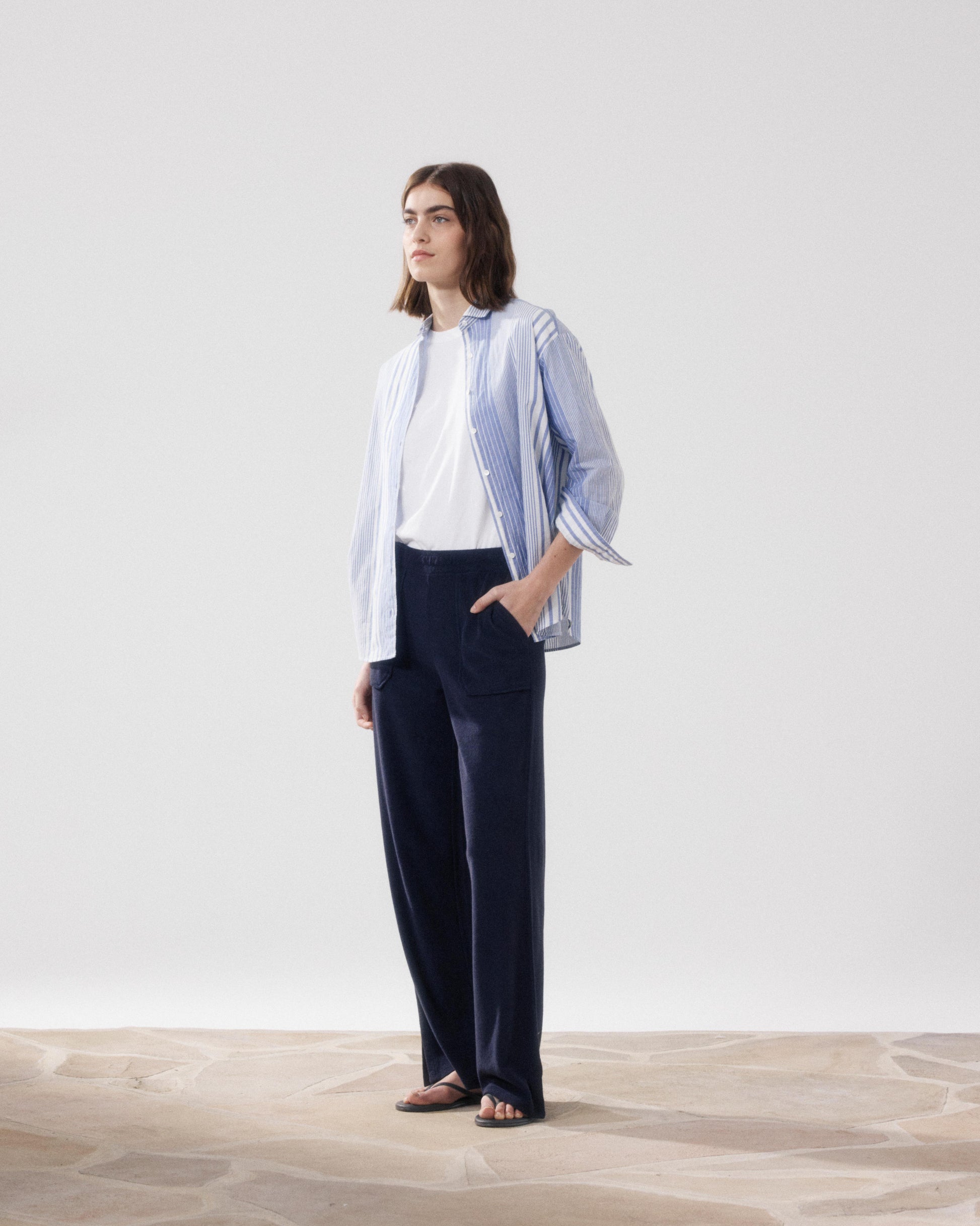 Pantalon Femme en Eponge Bleu Nuit Tipia