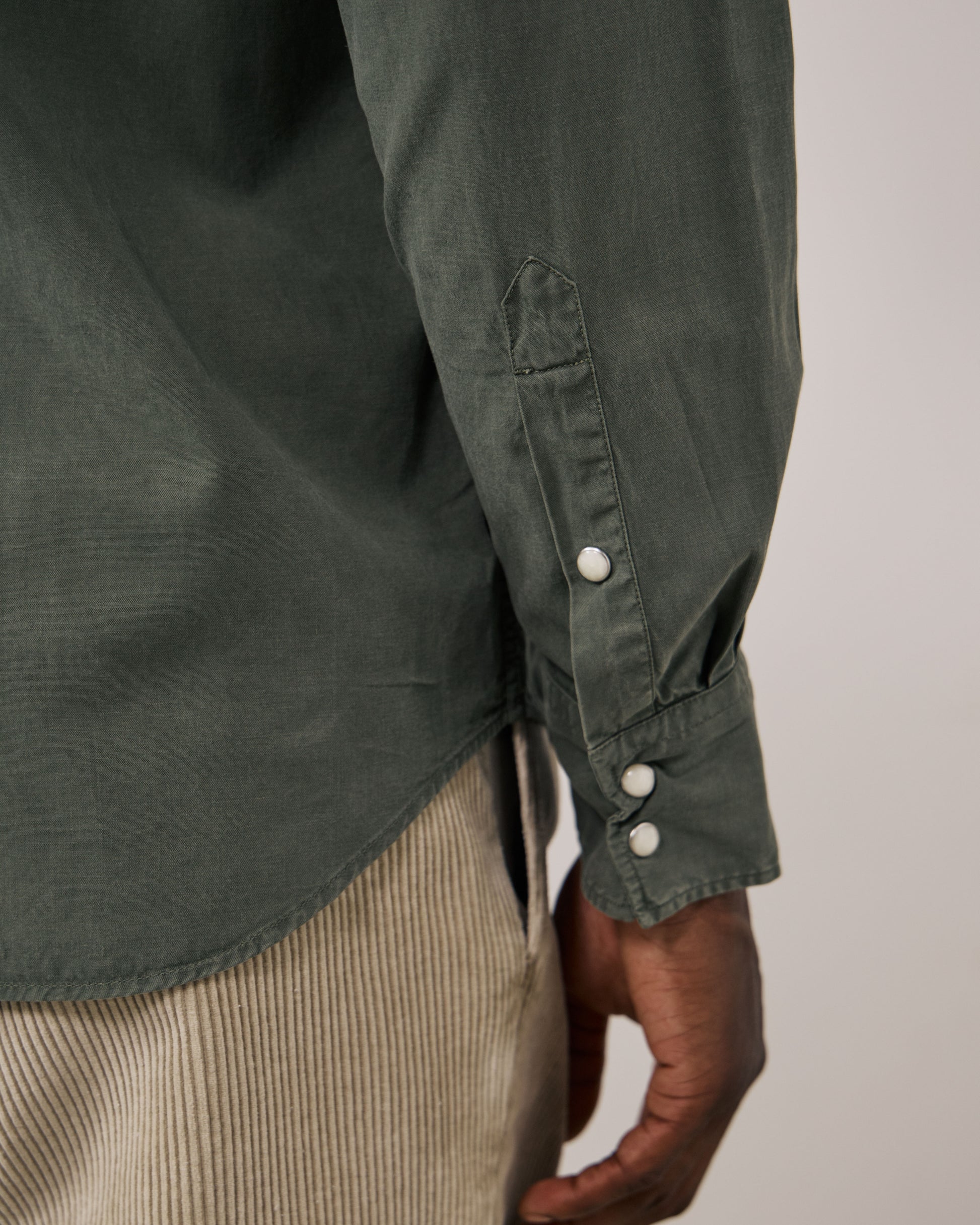 Chemise Homme en Tencel & Coton Vert Militaire Portland