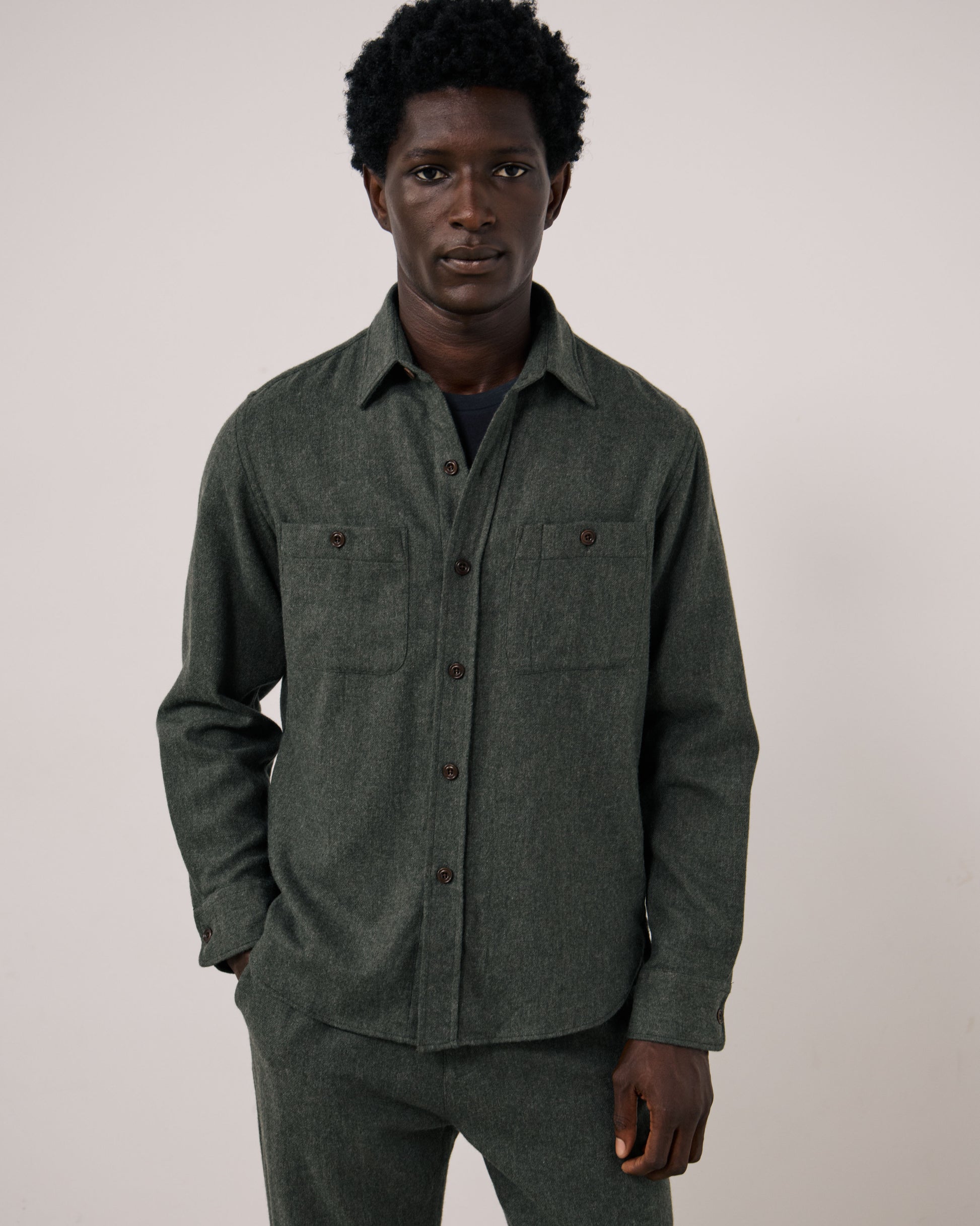 Chemise Homme en Flanelle de laine Vert Militaire Percey