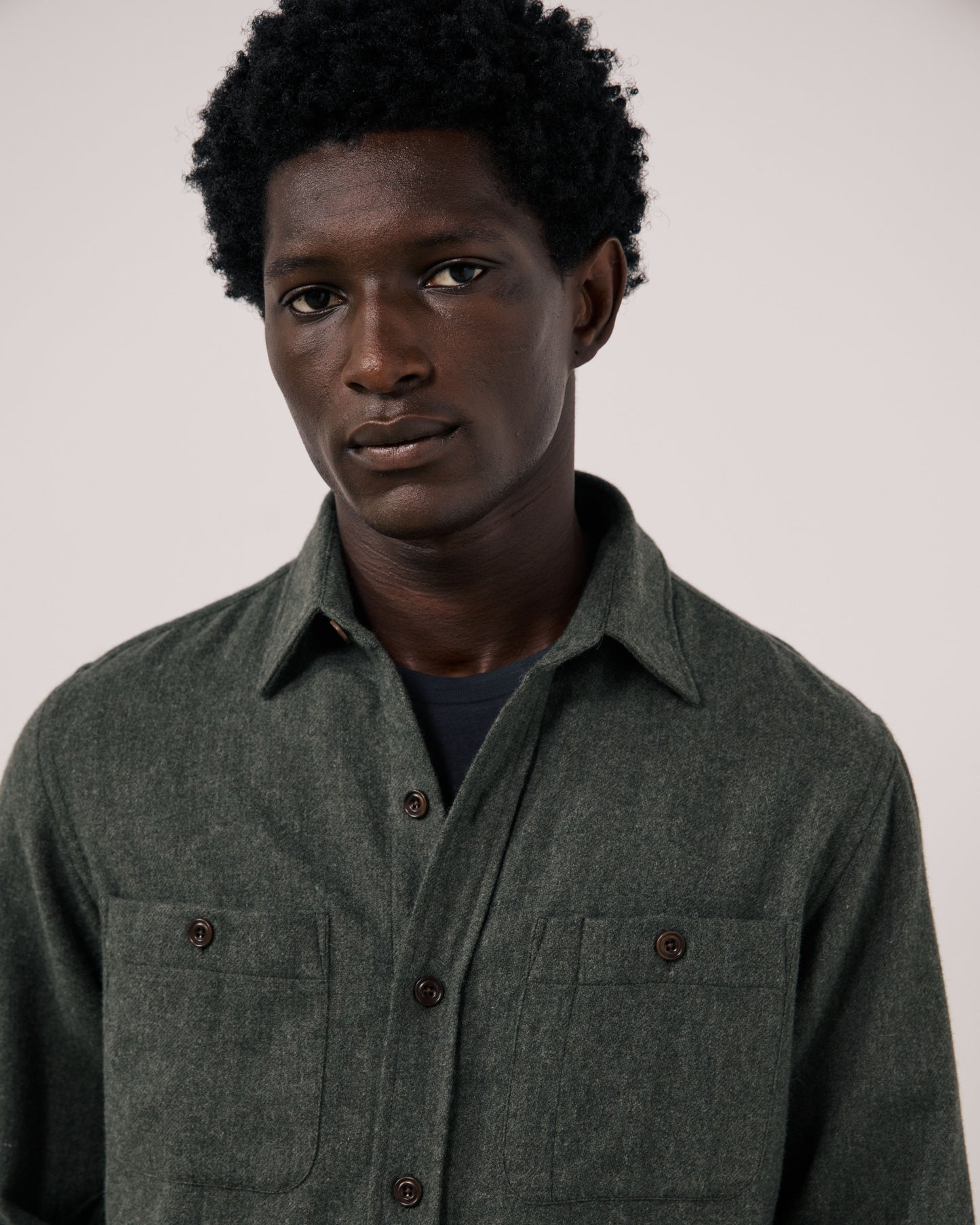 Chemise Homme en Flanelle de laine Vert Militaire Percey