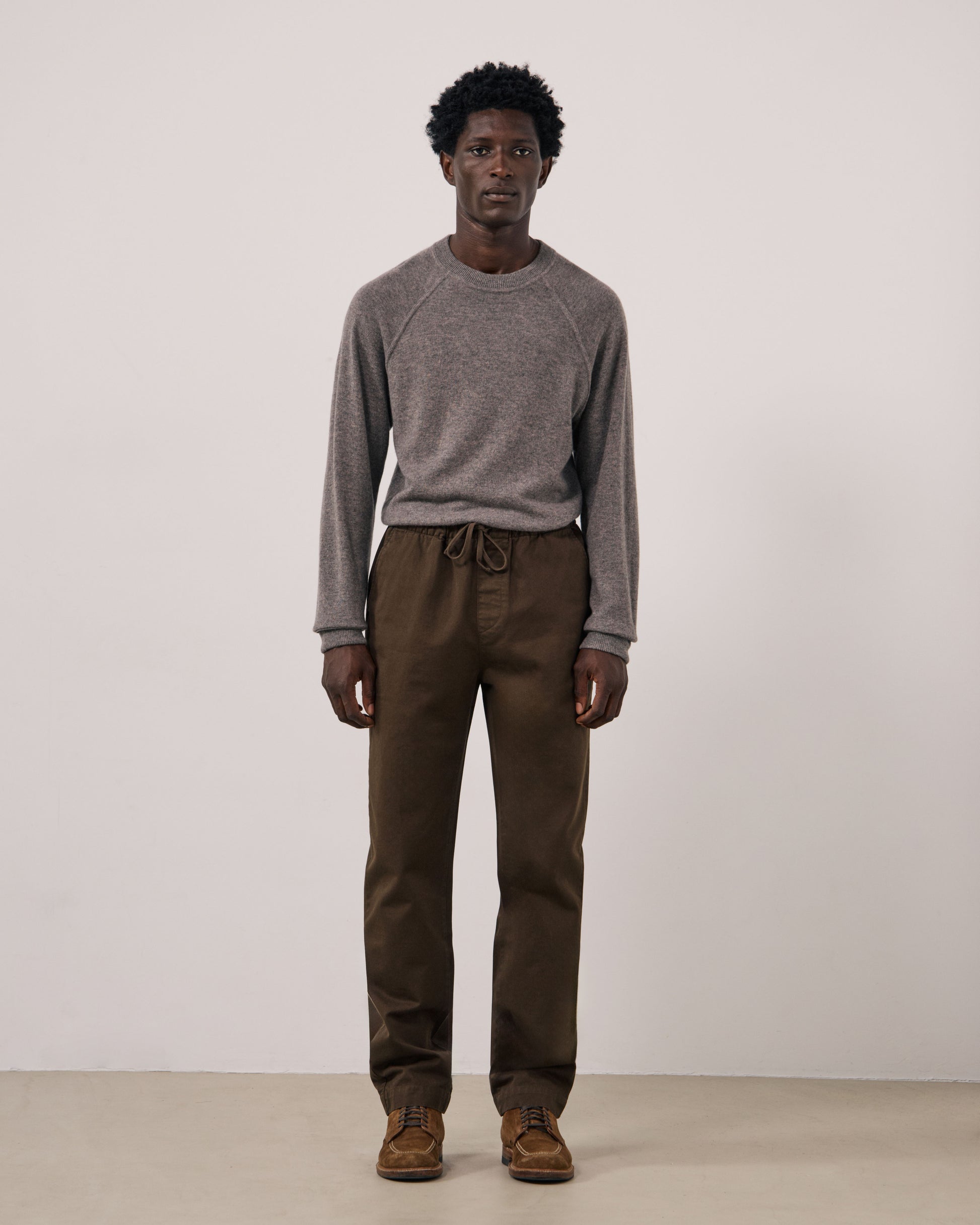 Pantalon Homme en Chino Gris Joggy