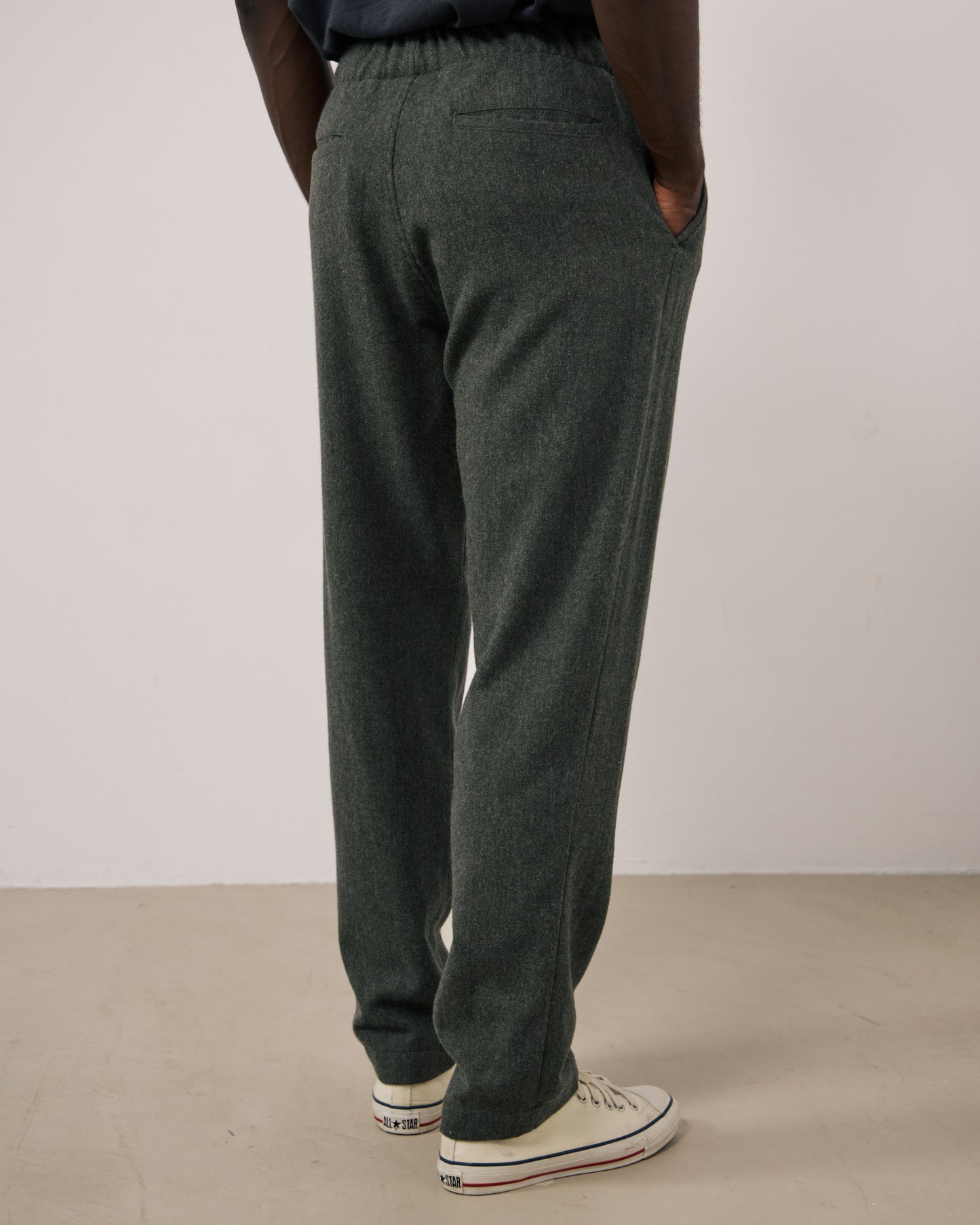Pantalon Homme en Flanelle de laine Vert Militaire Joggy