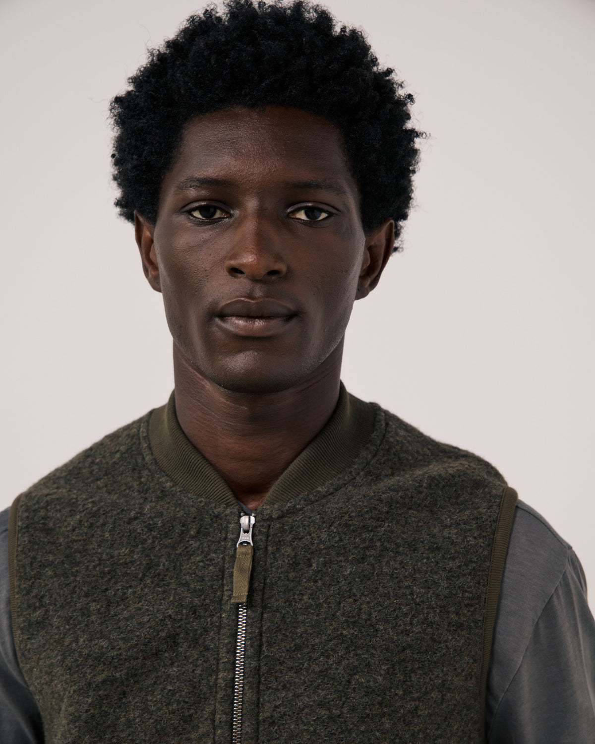 Gilet Homme en Laine Bouillie Vert Militaire Boiled