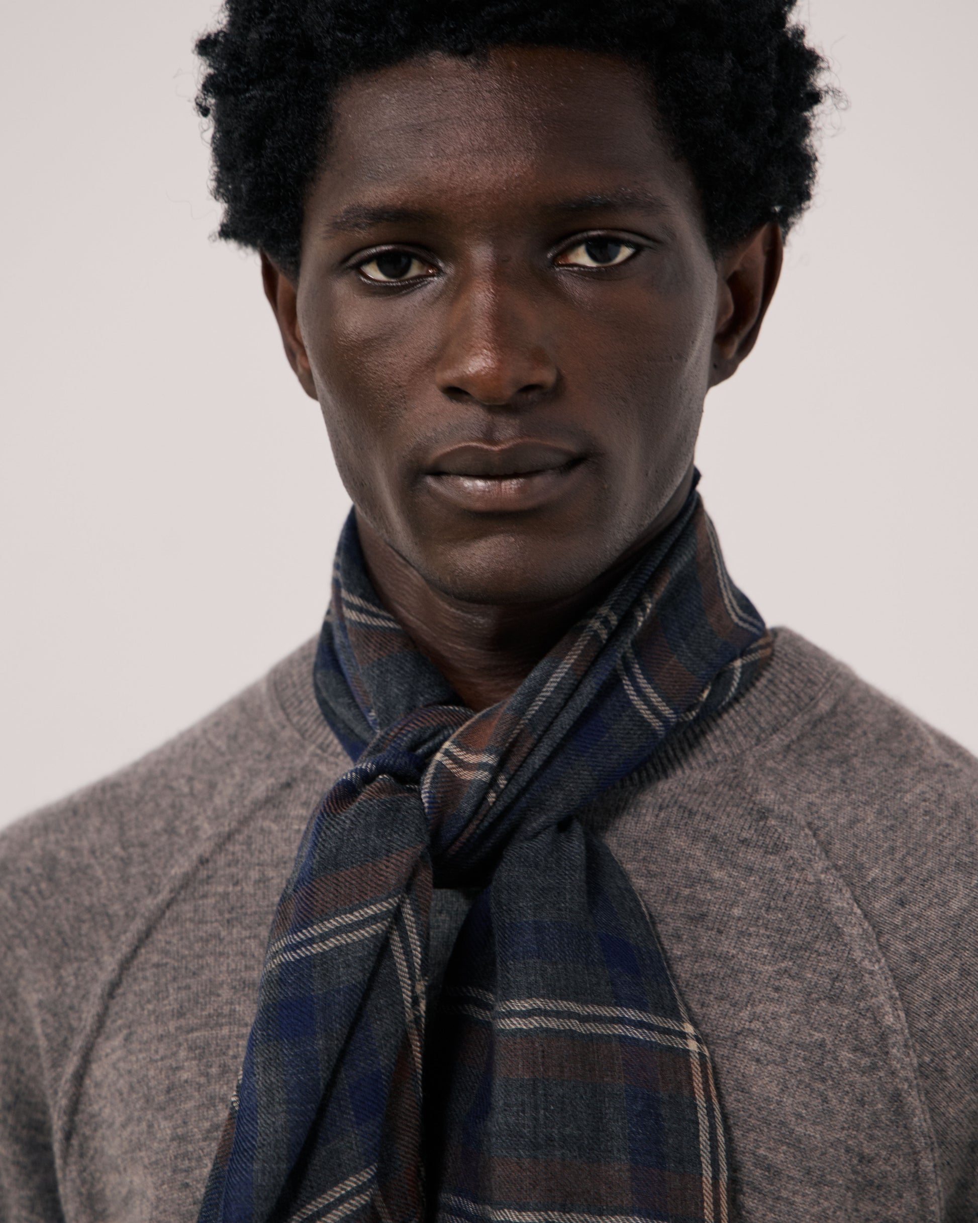 Echarpe Homme en Laine à Carreaux Tartan Bleu & Gris