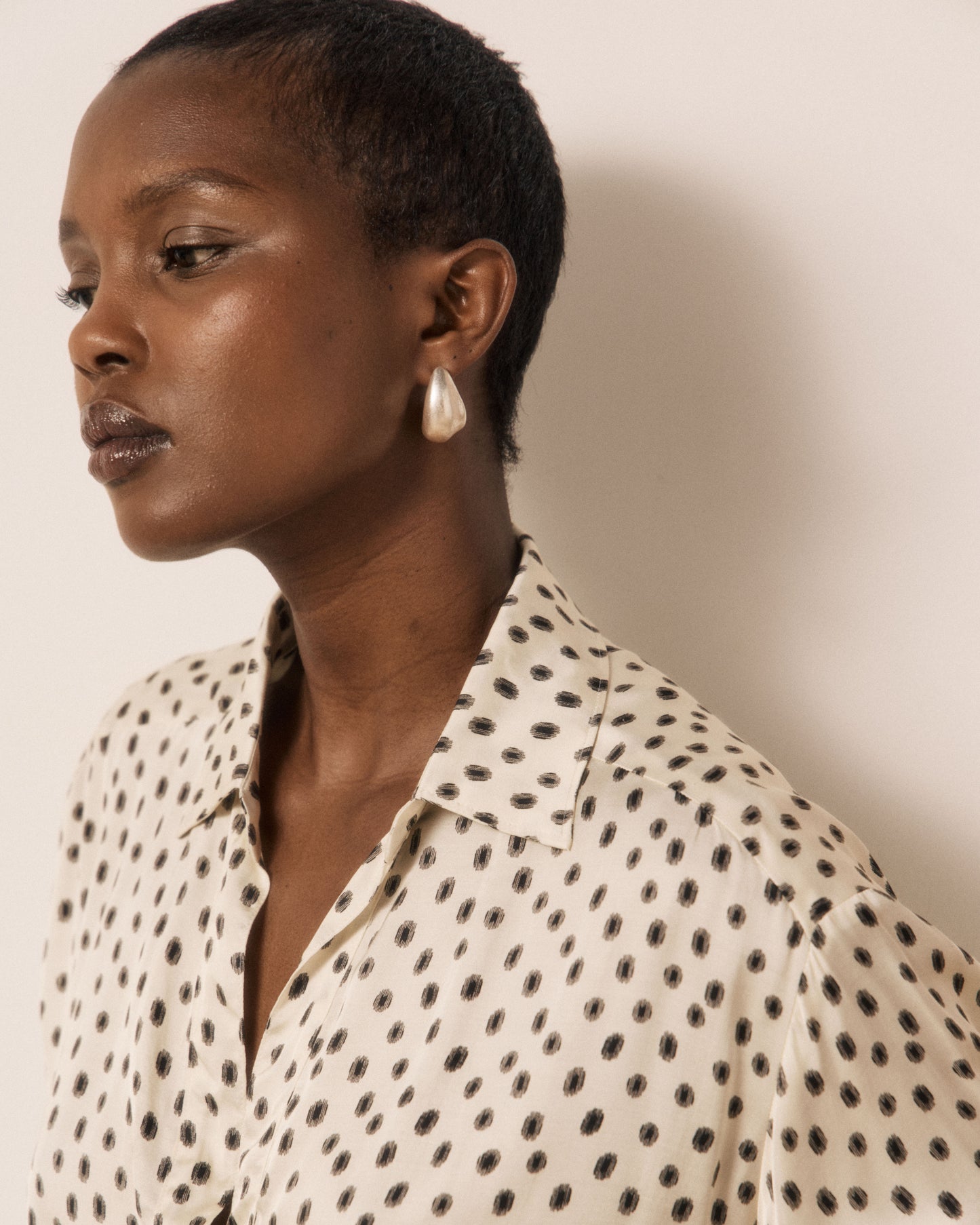 Blouse Femme en Viscose à Pois Blanc & Noir Chorus