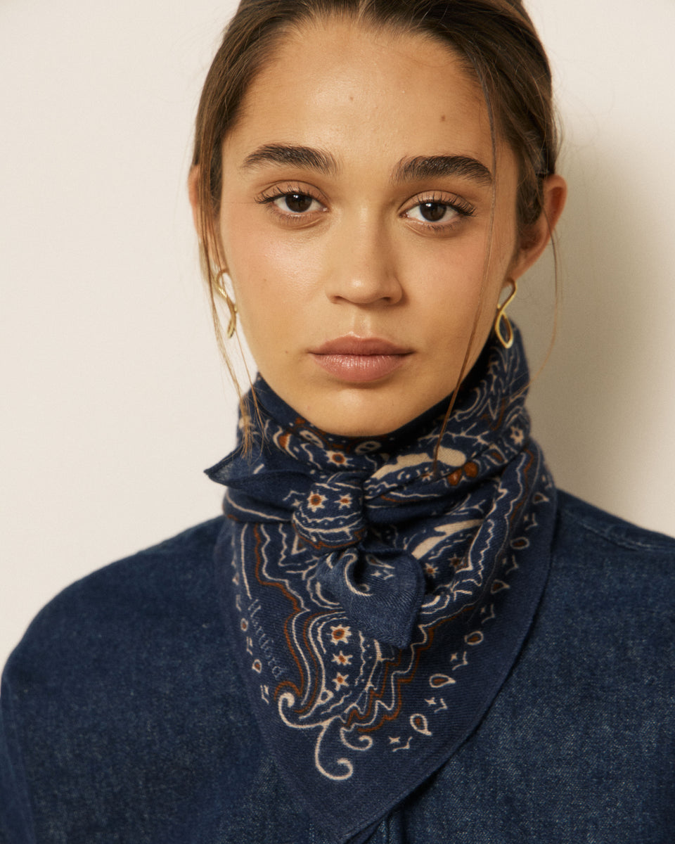 Bandana Women's Navy Blue Paisley Print Wool Scarf - Image 3