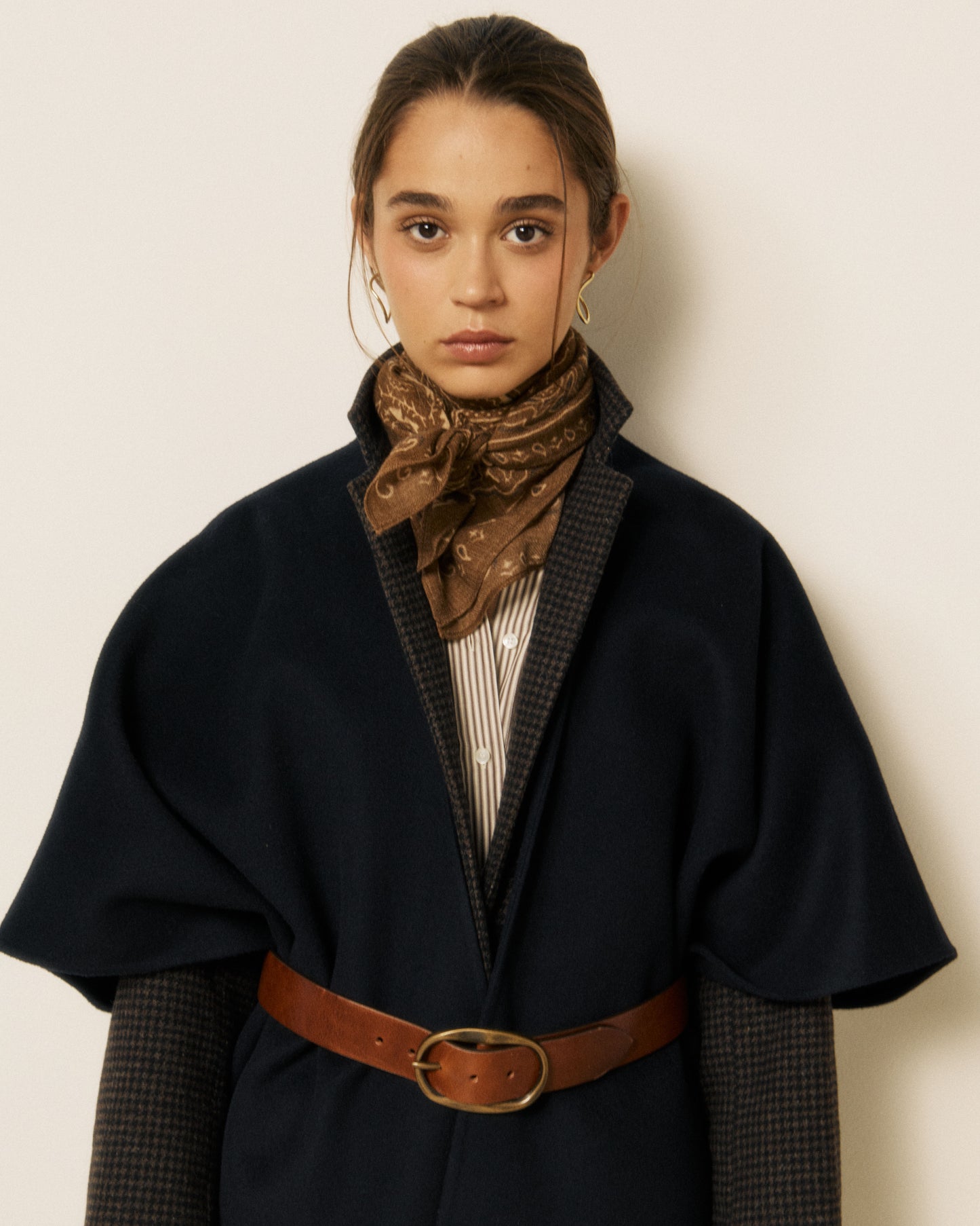 Echarpe Femme en Laine imprimé Taupe Bandana
