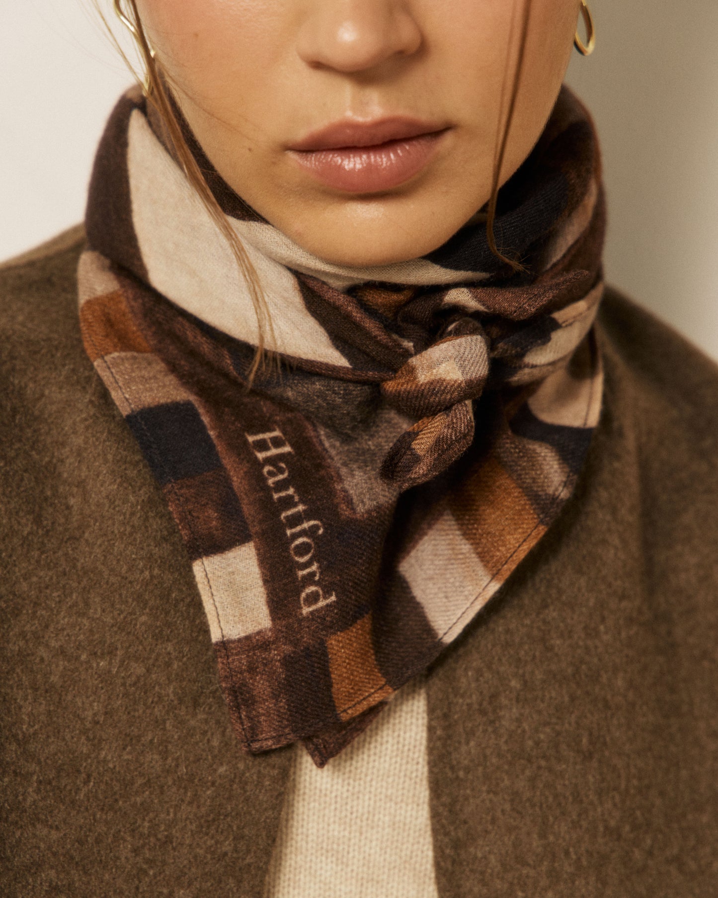 Echarpe Femme en Laine imprimé Géométrique Marron Bandana