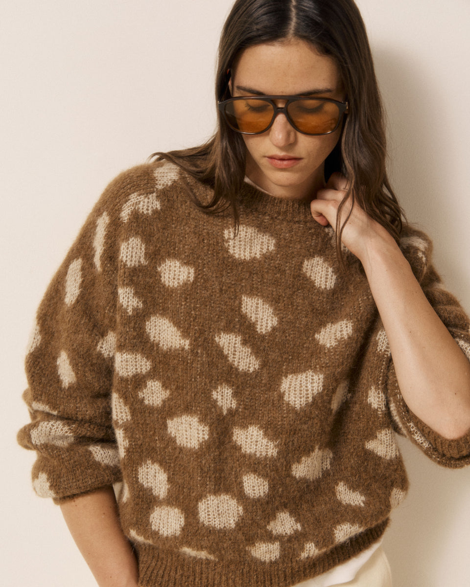 Mailaka Women's Beige Deer Print Alpaca Wool Sweater - Image principale