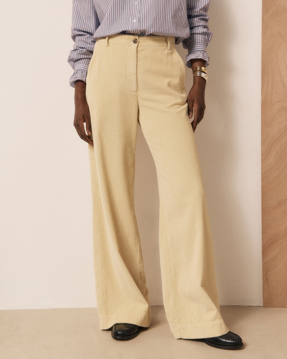 Pantalon Femme en Velours Côtelé Seersucker Jaune Parade - Image 2