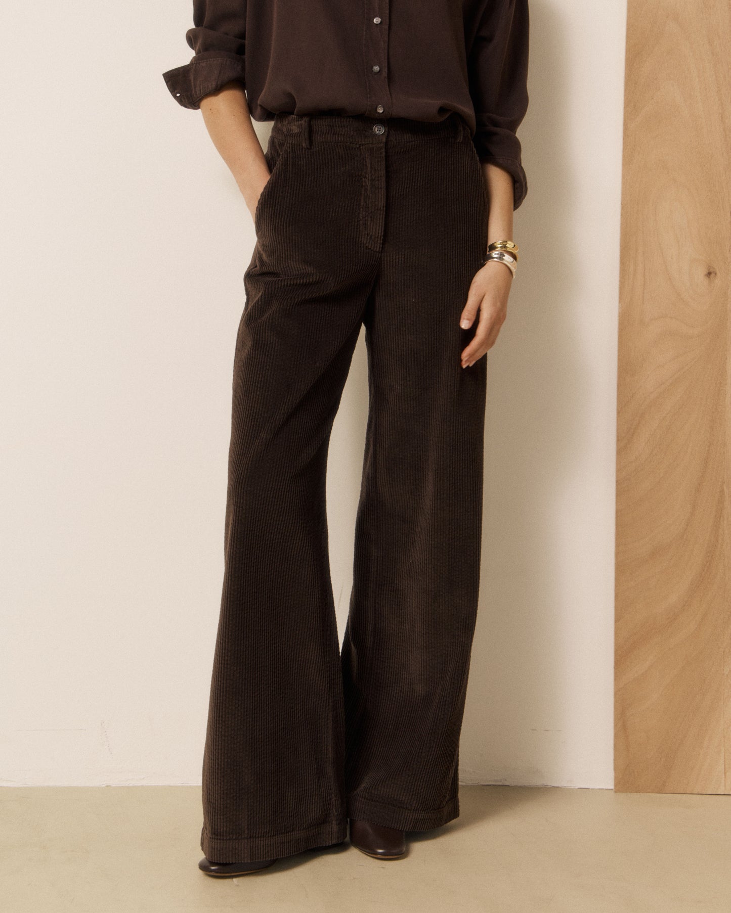 Pantalon Femme en Velours Côtelé Seersucker Chocolat Parade