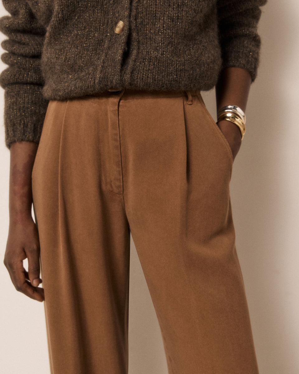 Pantalon Femme en Tencel Cognac Paradise - Image 3