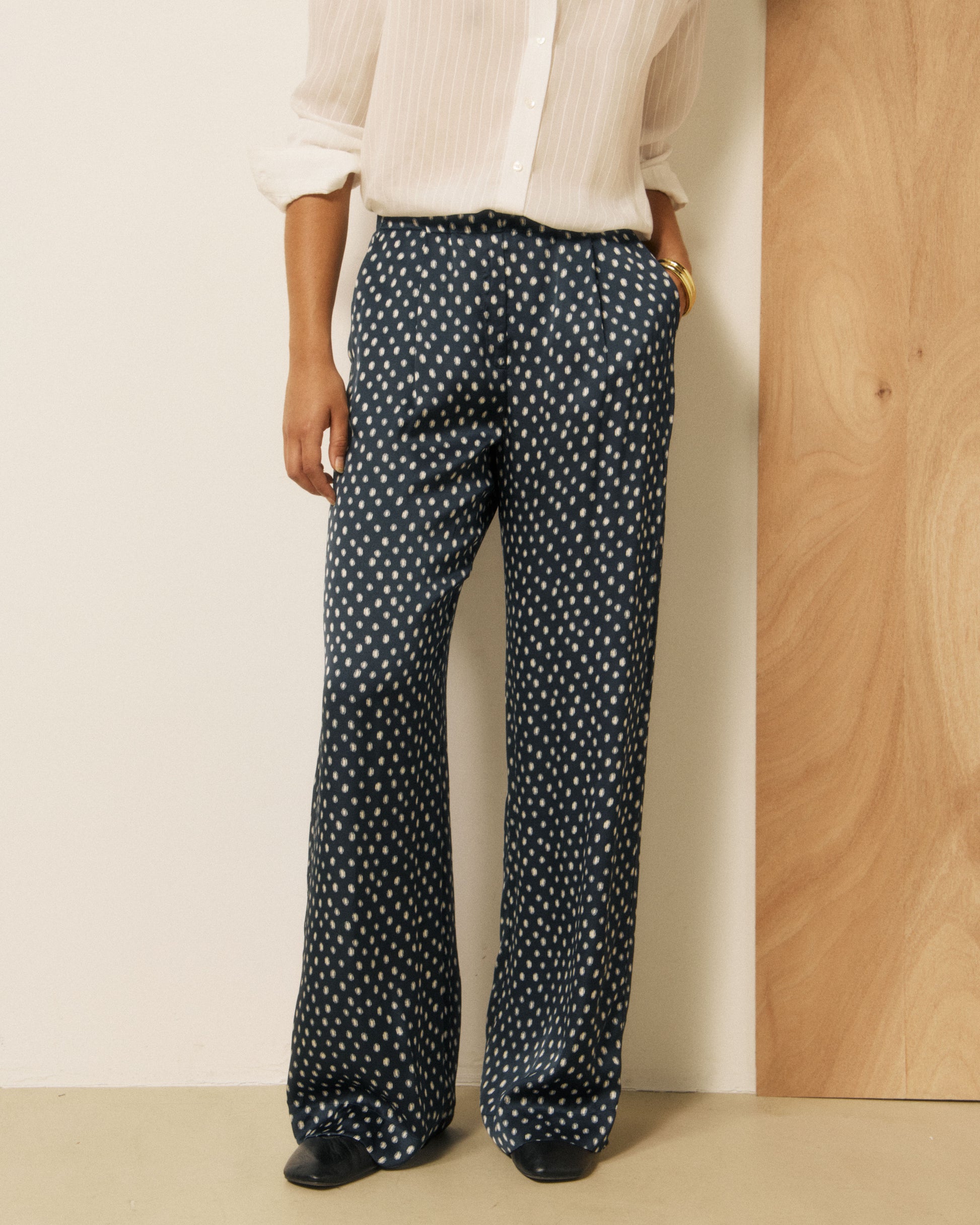Pantalon Femme en Viscose à Pois Bleu Marine & Blanc Pays