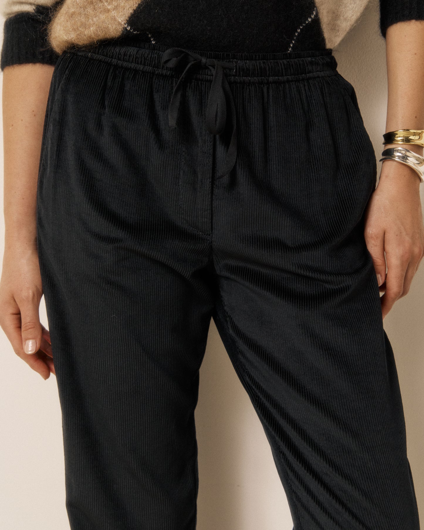 Pantalon Femme en Velours Côtelé Noir Perline