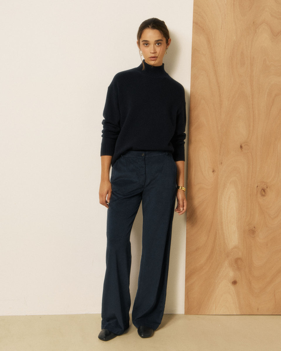 Positanon Women's Midnight Blue Corduroy Pants - Image principale