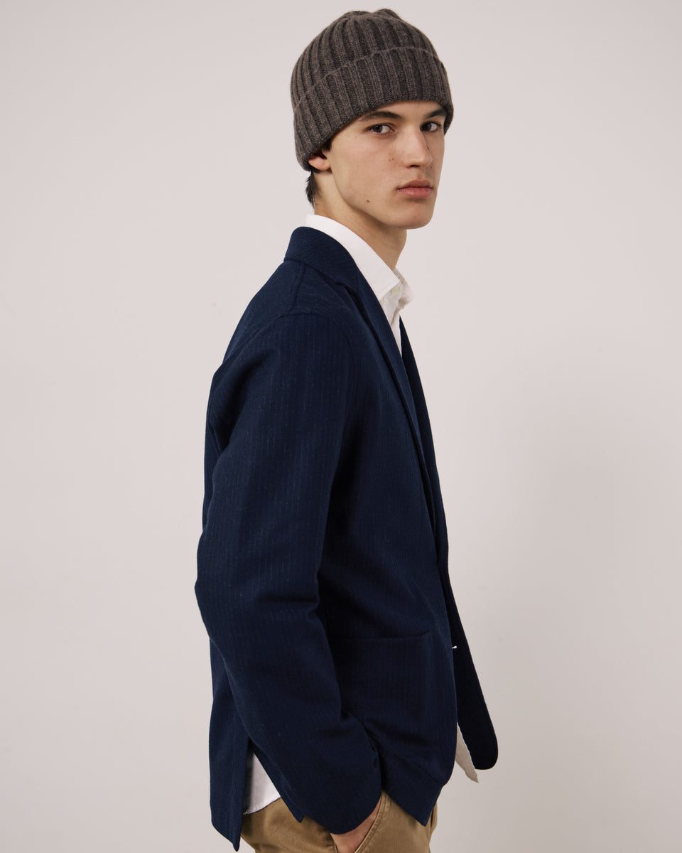 Gorro de lana y cachemira topo para hombre - Image 2