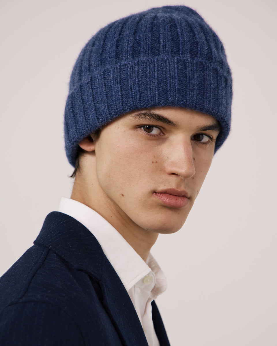Gorro de lana y cachemira azul índigo para hombre - Image 2